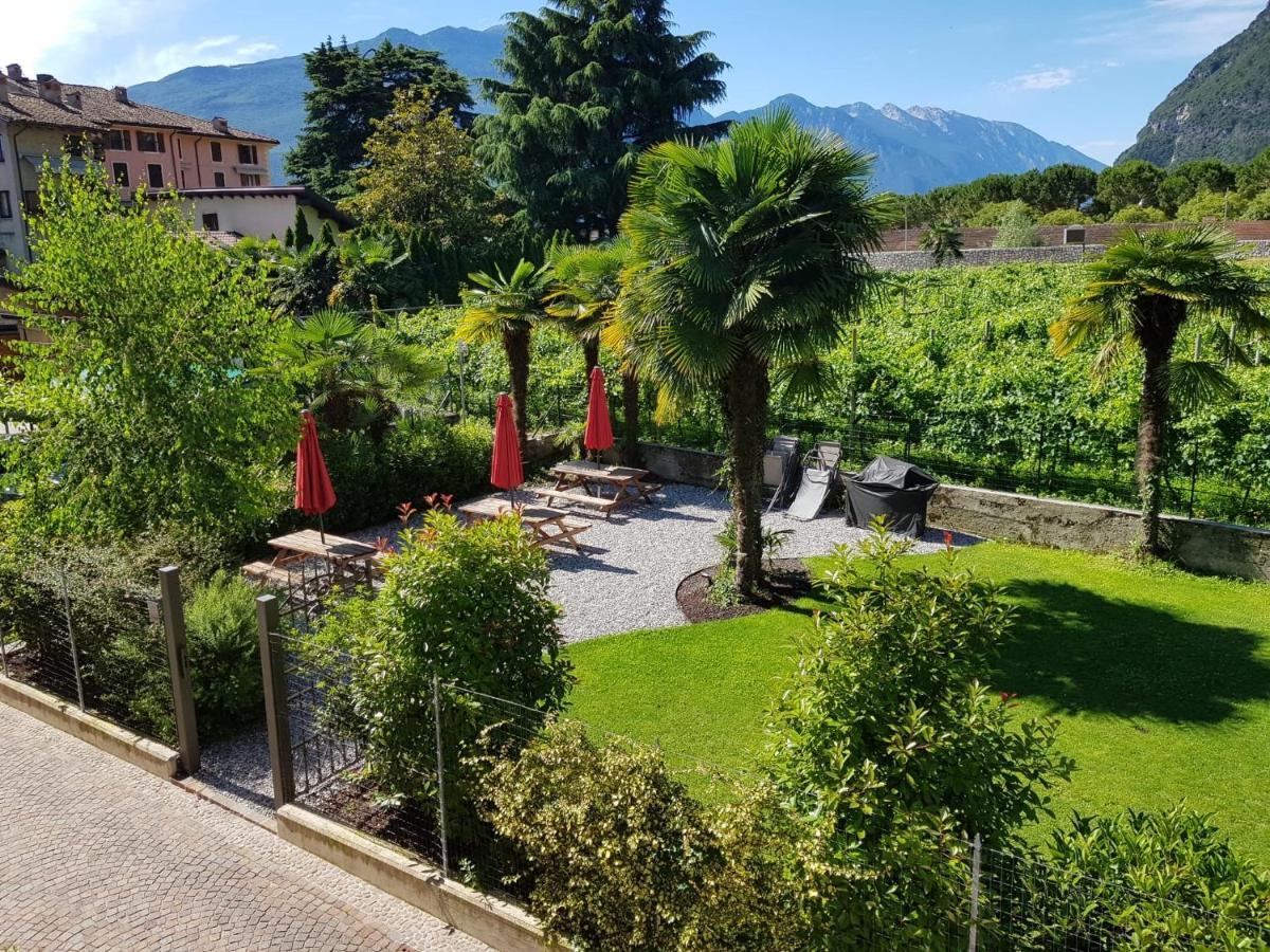 Albola Suite Holiday Apartments Riva del Garda Exterior photo