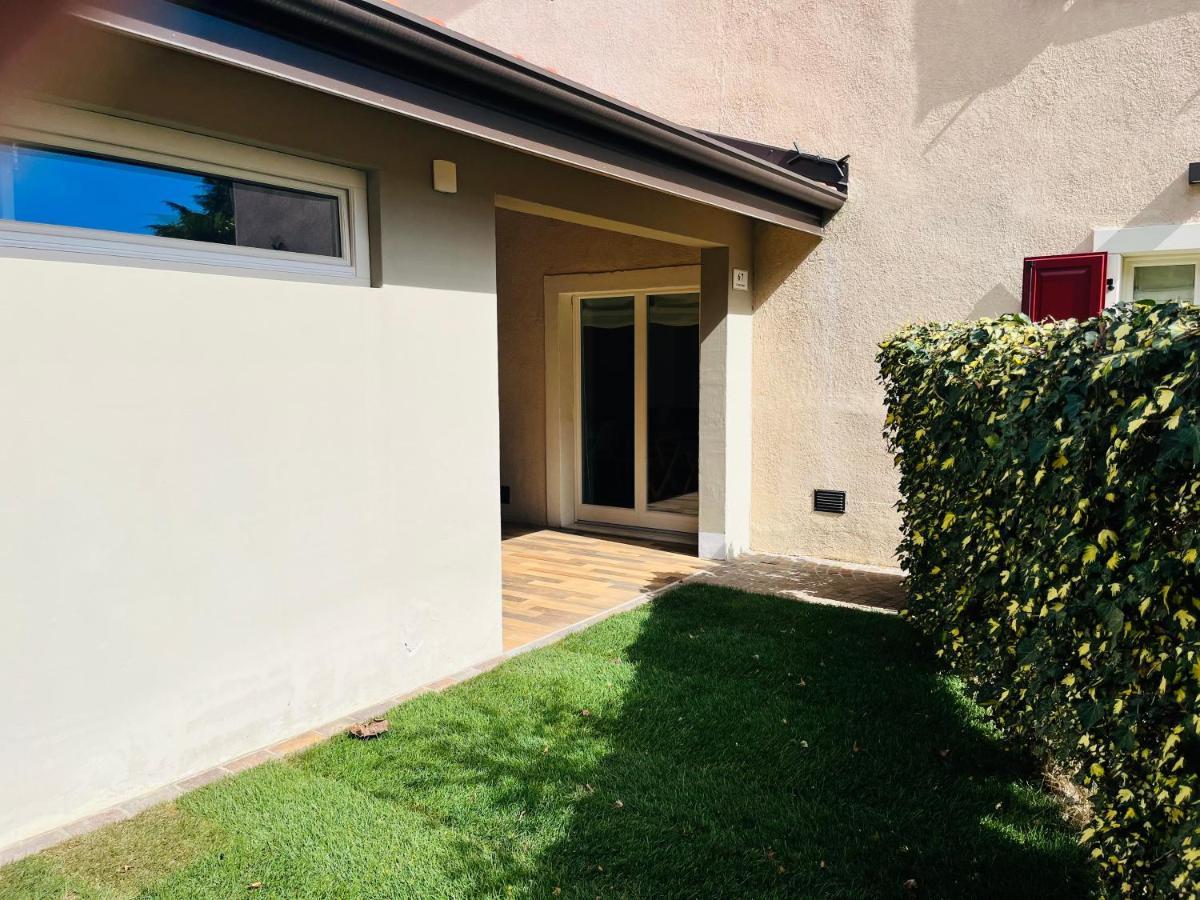 Albola Suite Holiday Apartments Riva del Garda Exterior photo