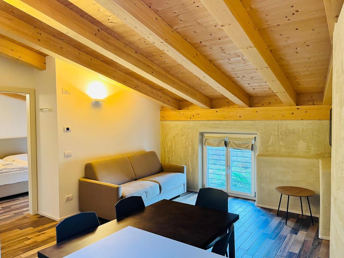 Albola Suite Holiday Apartments Riva del Garda Exterior photo