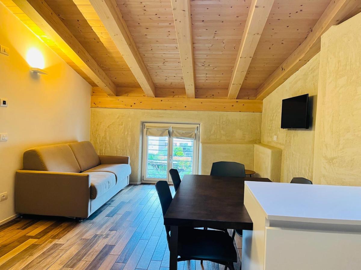 Albola Suite Holiday Apartments Riva del Garda Exterior photo