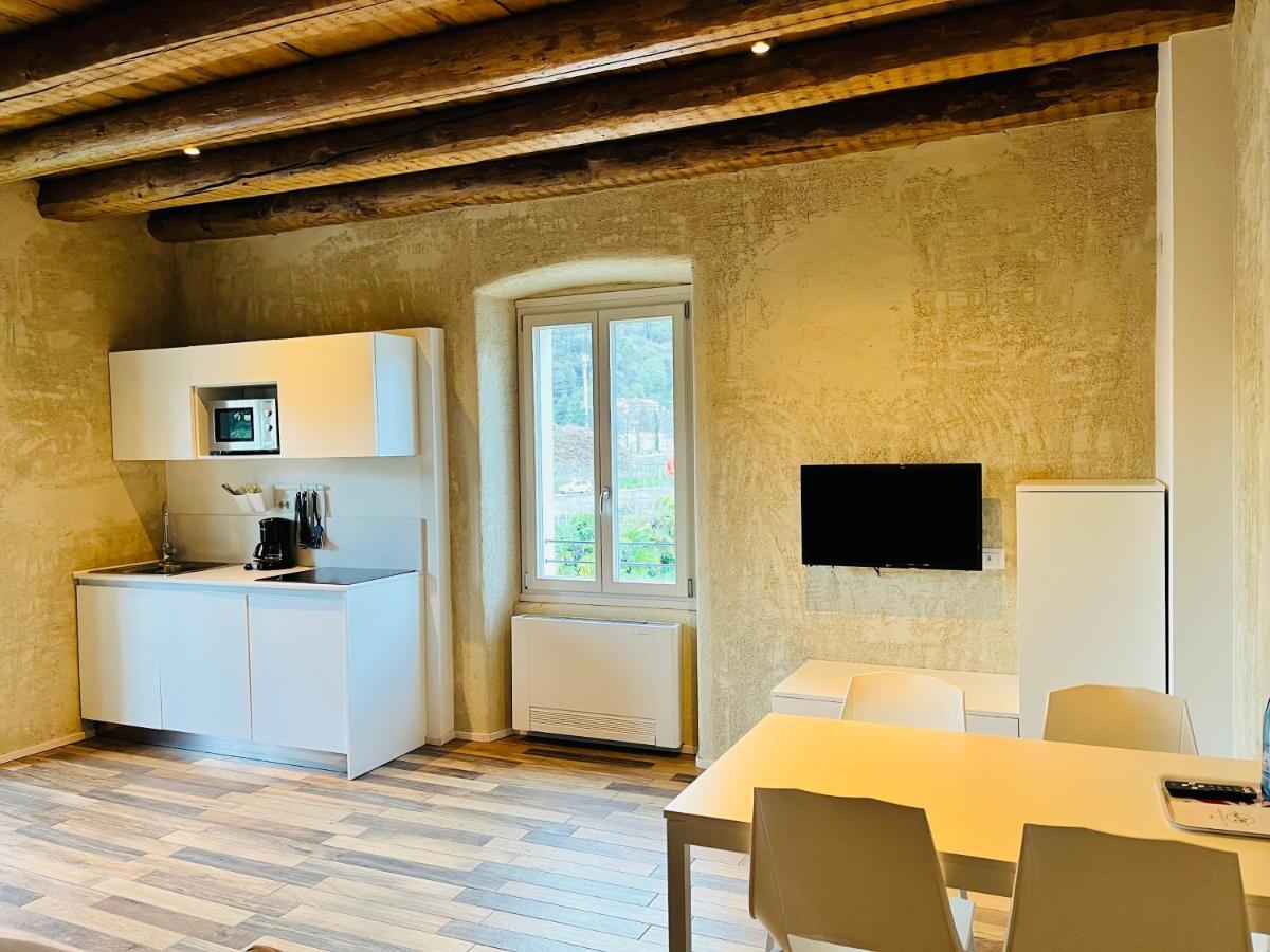 Albola Suite Holiday Apartments Riva del Garda Exterior photo